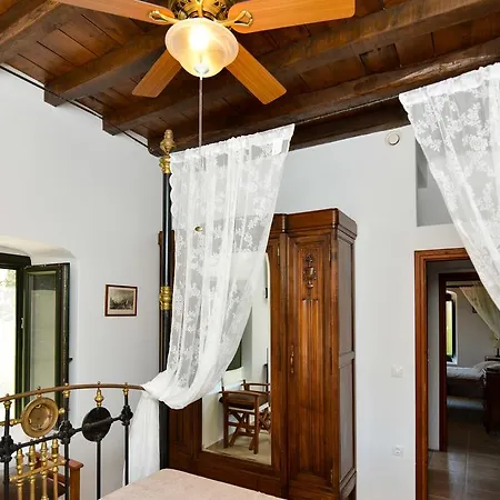 Villa Barons Mansion